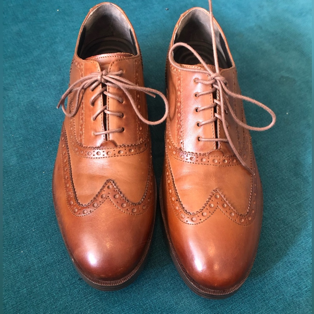 Cole Haan Mens Size 8M Wing Tip Tie Shoes in Brown